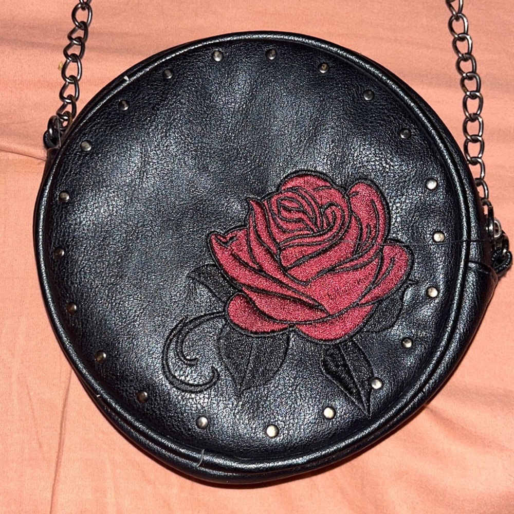 Rose Purse - Picture 2 of 3